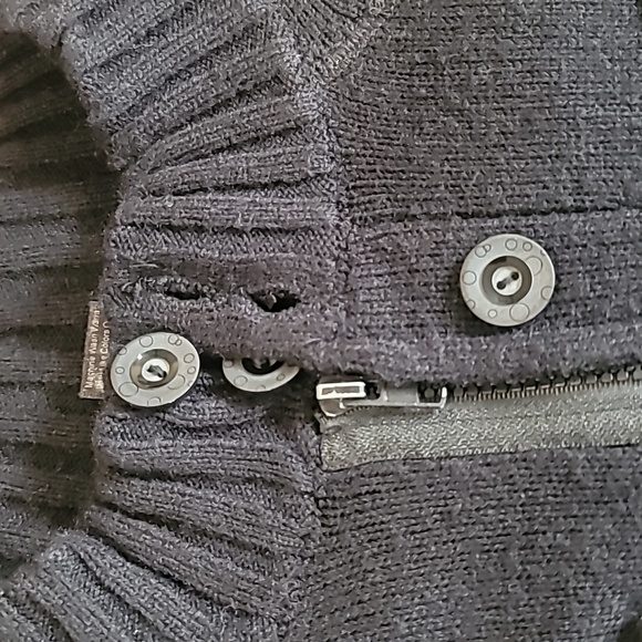 Foreign Exchange Front Zip Sweater - Picture 6 of 6